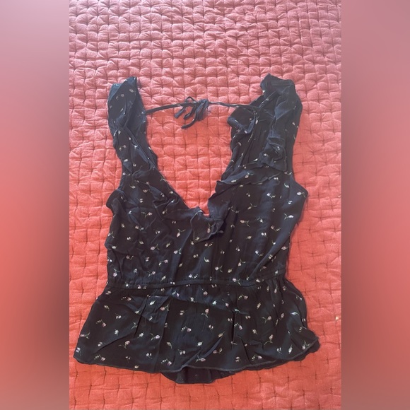 American Eagle Top with Matching Bralette - Picture 1 of 2